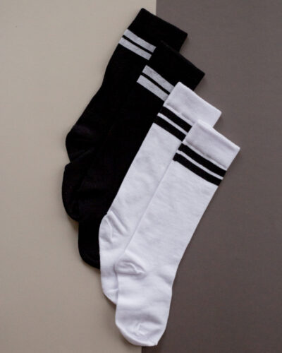877-2-stripe-kneesocks-sfeerfoto2